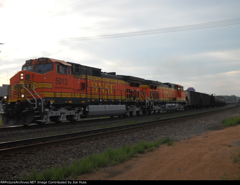 BNSF 5013 West